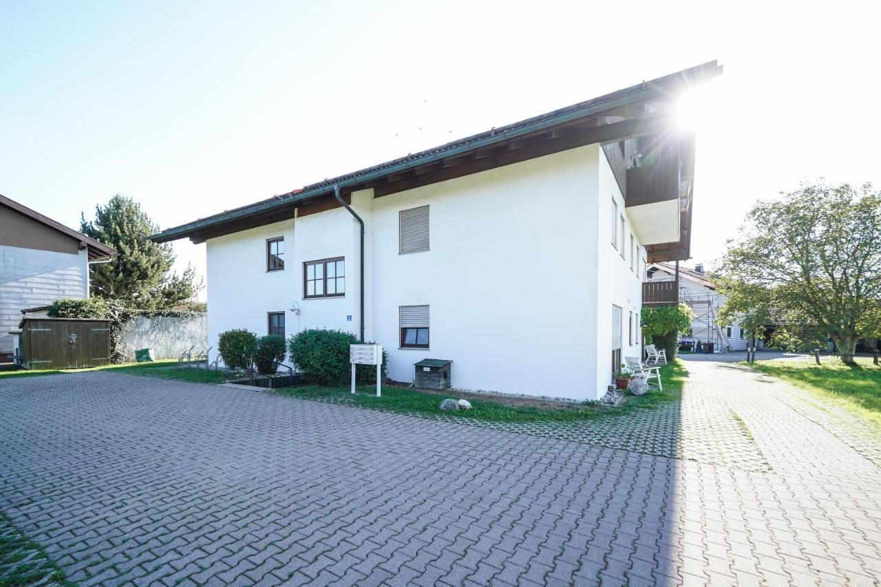 Ferienwohnung Wie dahoam Chieming Exterior foto